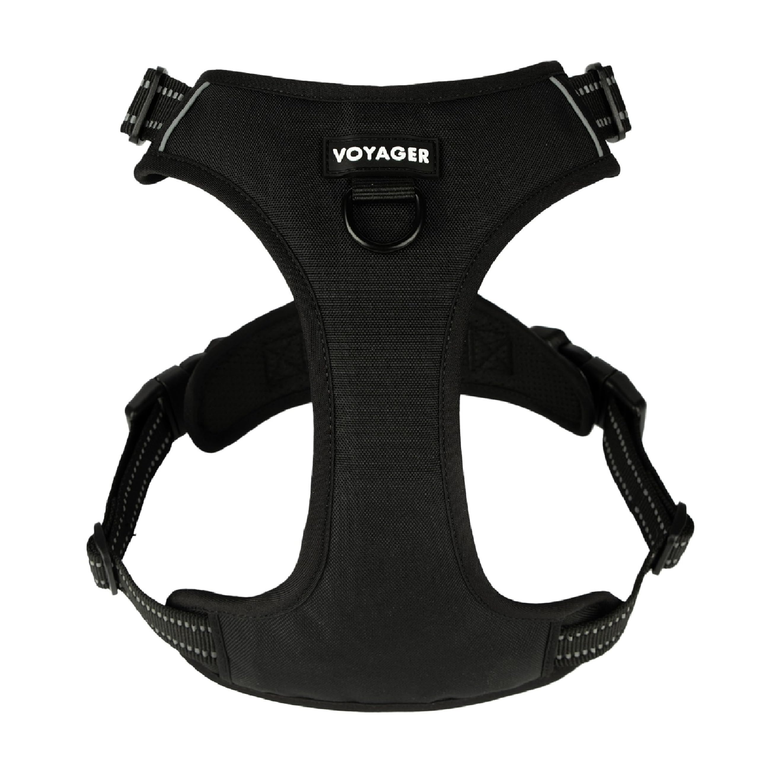 Best Pet Supplies Voyager harness front leash attachment enables front-control training.