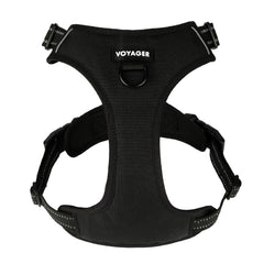 Best Pet Supplies Voyager harness front leash attachment enables front-control training.
