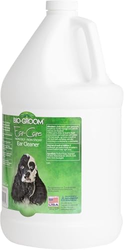 Bio-groom cat-dog-ear-cleaner-application-area closeup demonstrates safe, easy application.