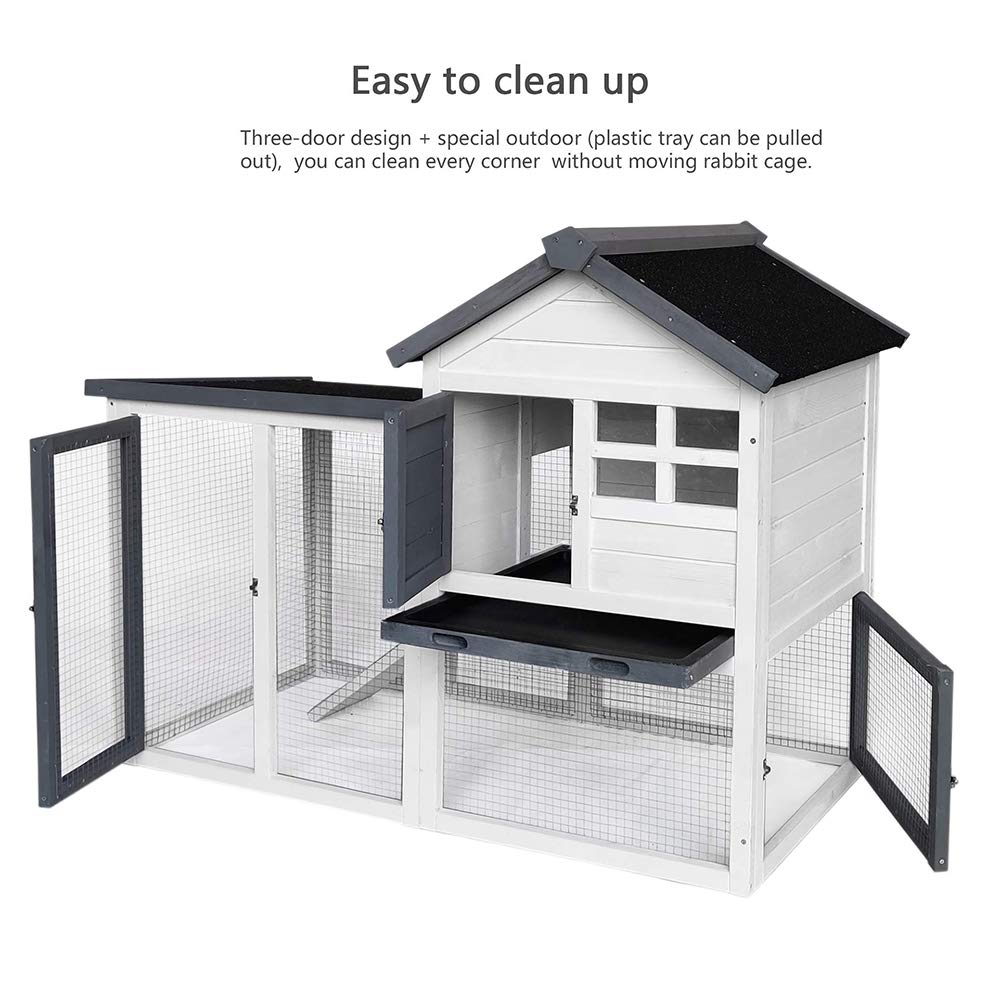 Birasil Wood Rabbit Hutch pull-out tray demonstrates easy cleaning between uses.