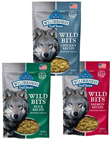 Blue Buffalo Wilderness Wild Bits three-flavor pouch display—ideal training reward.