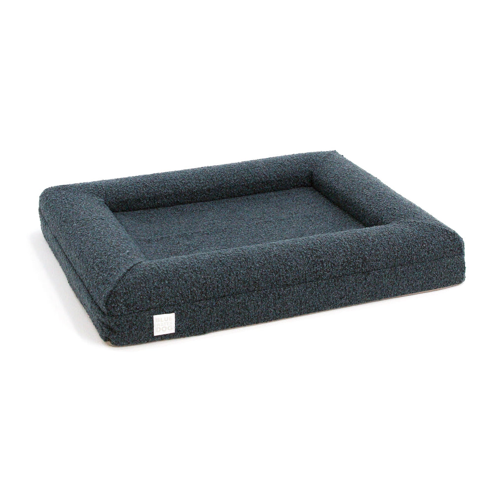 Bluewater Dog 37x30 dimensions fit medium dogs securely