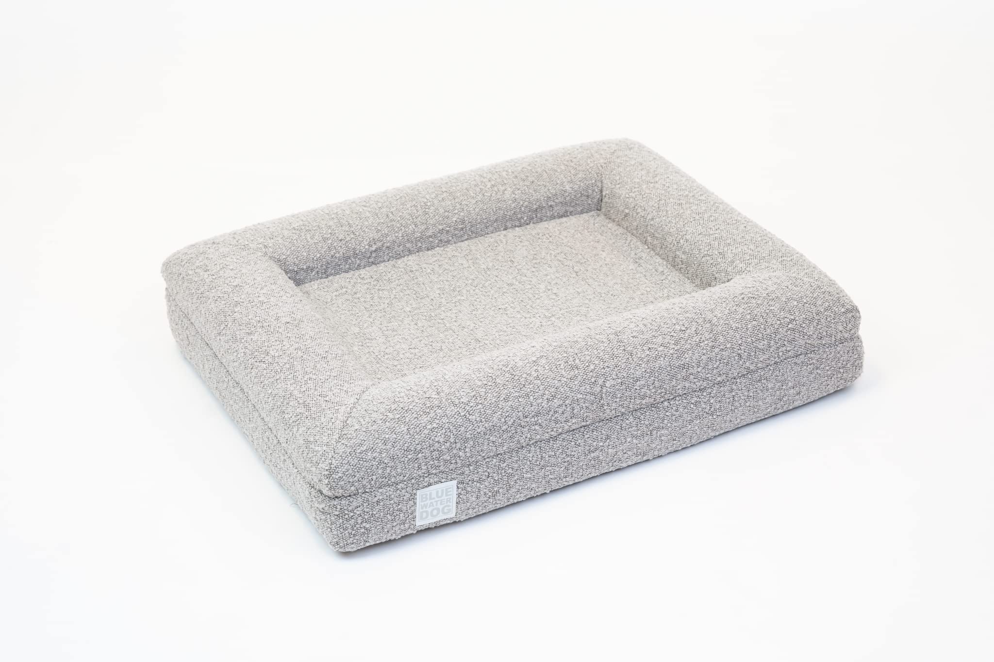Bluewater Dog non-slip bottom keeps bed stable on smooth floors.