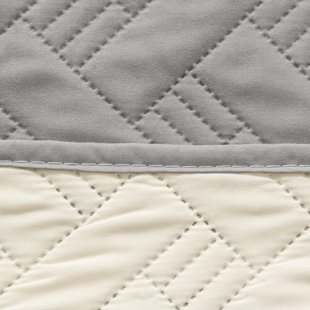 BOCTOPUG dog bed cover size chart highlighting six versatile dimensions