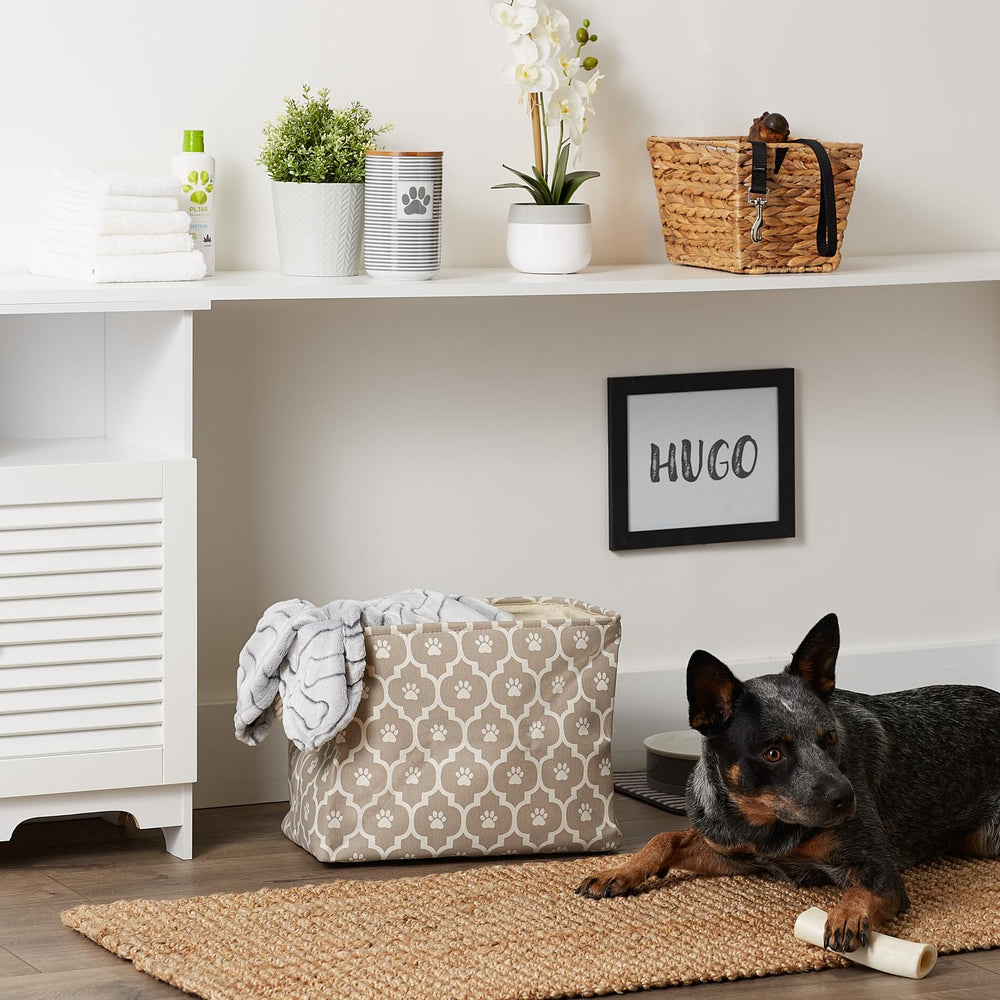 Bone Dry 6192 bin used for blankets, outfits, and grooming supplies
