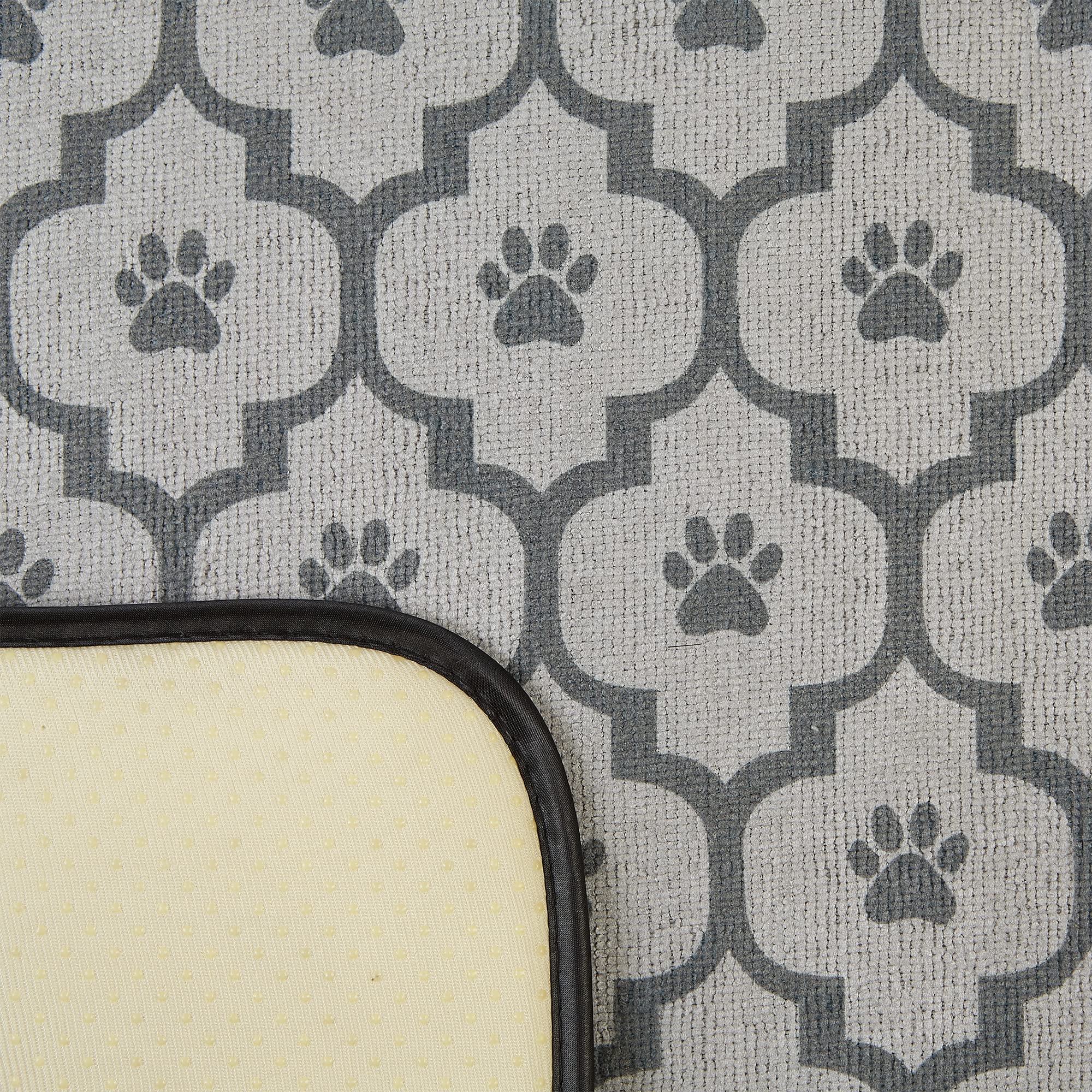 Bone Dry microfiber close-up emphasizes machine-washable convenience.