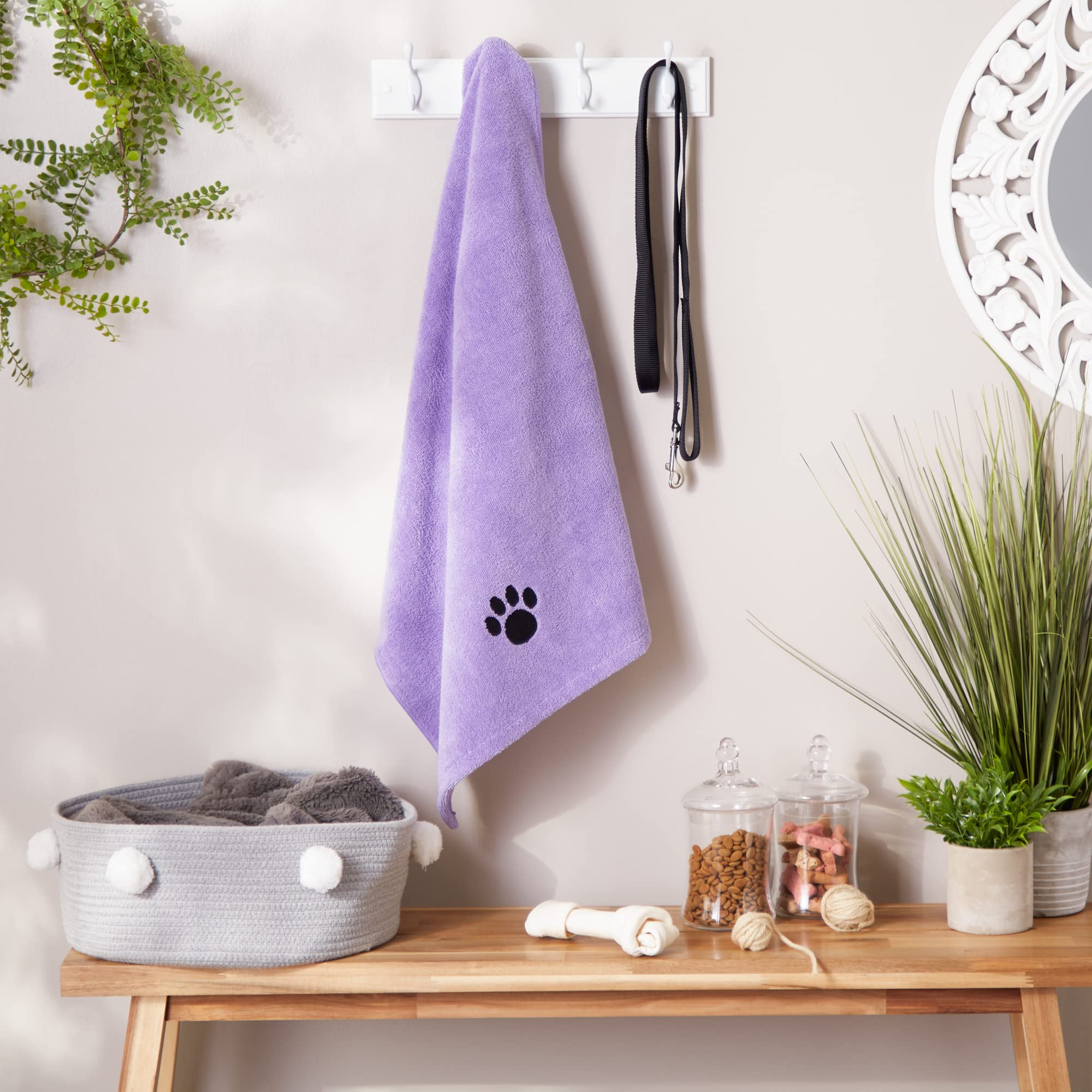 Bone Dry: toalla microfibra para secar perros y gatos tras el baño rápidamente.