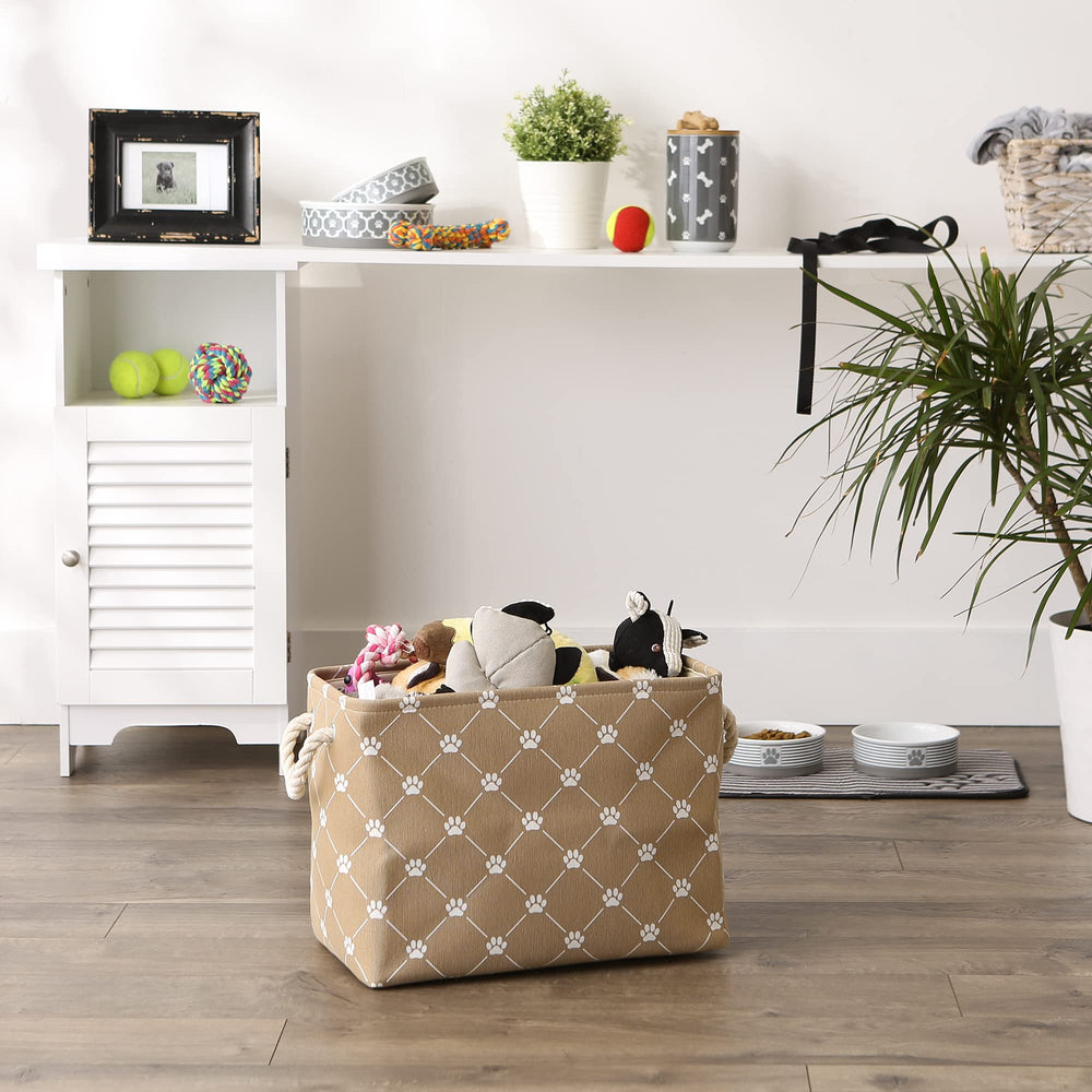 Bone Dry Trellis easy-clean surface for fast wipe-downs.