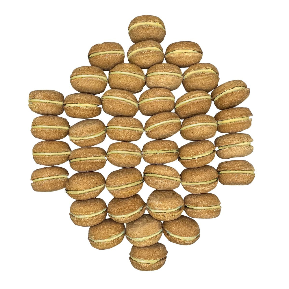 Bonne et Filou dog birthday gift pack — festive macarons for medium to large breeds.