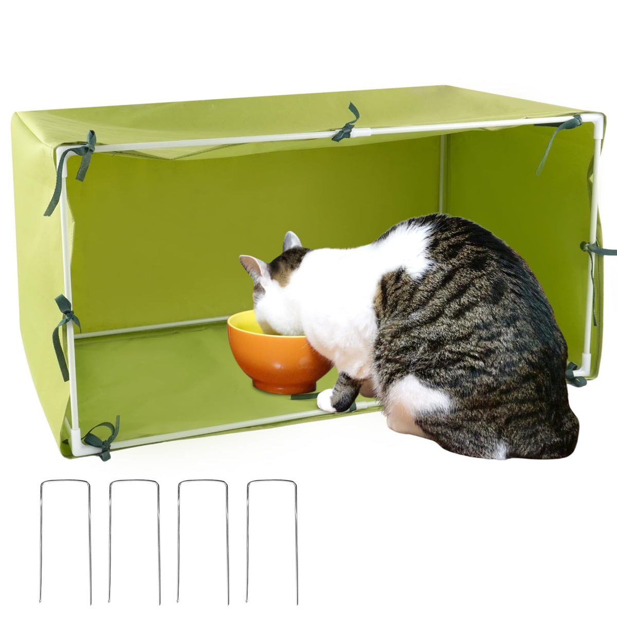 BOUTICOL outdoor cat house front view - spacious shelter for 2-3 cats