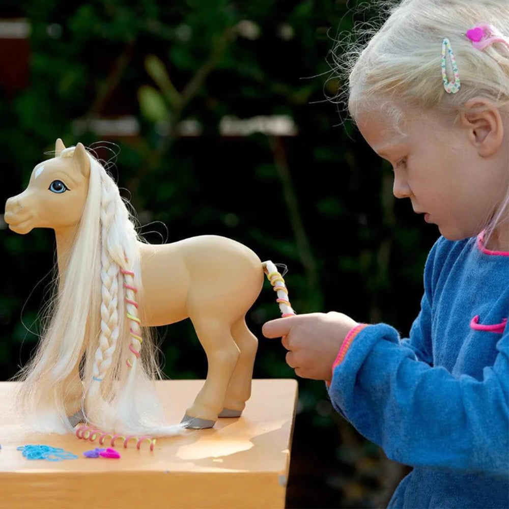 Breyer Mane Beauty hair bands setup highlighting 30 bands for versatile styling sessions
