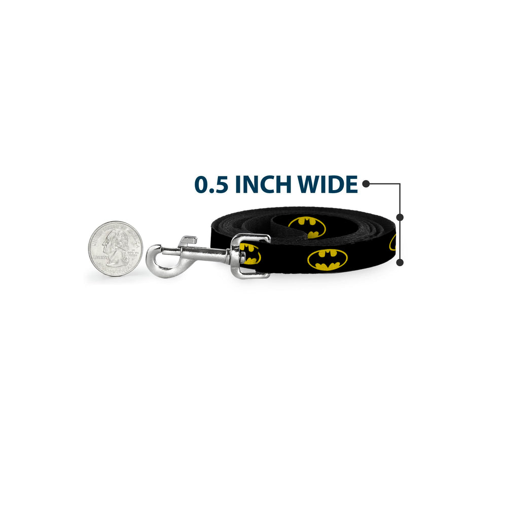 High-density polyester fabric on Buckle-Down leash resists wear through adventures.