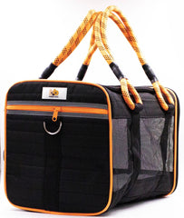 Buddy's Best heavy-duty pet carrier with strong zippers for durability
