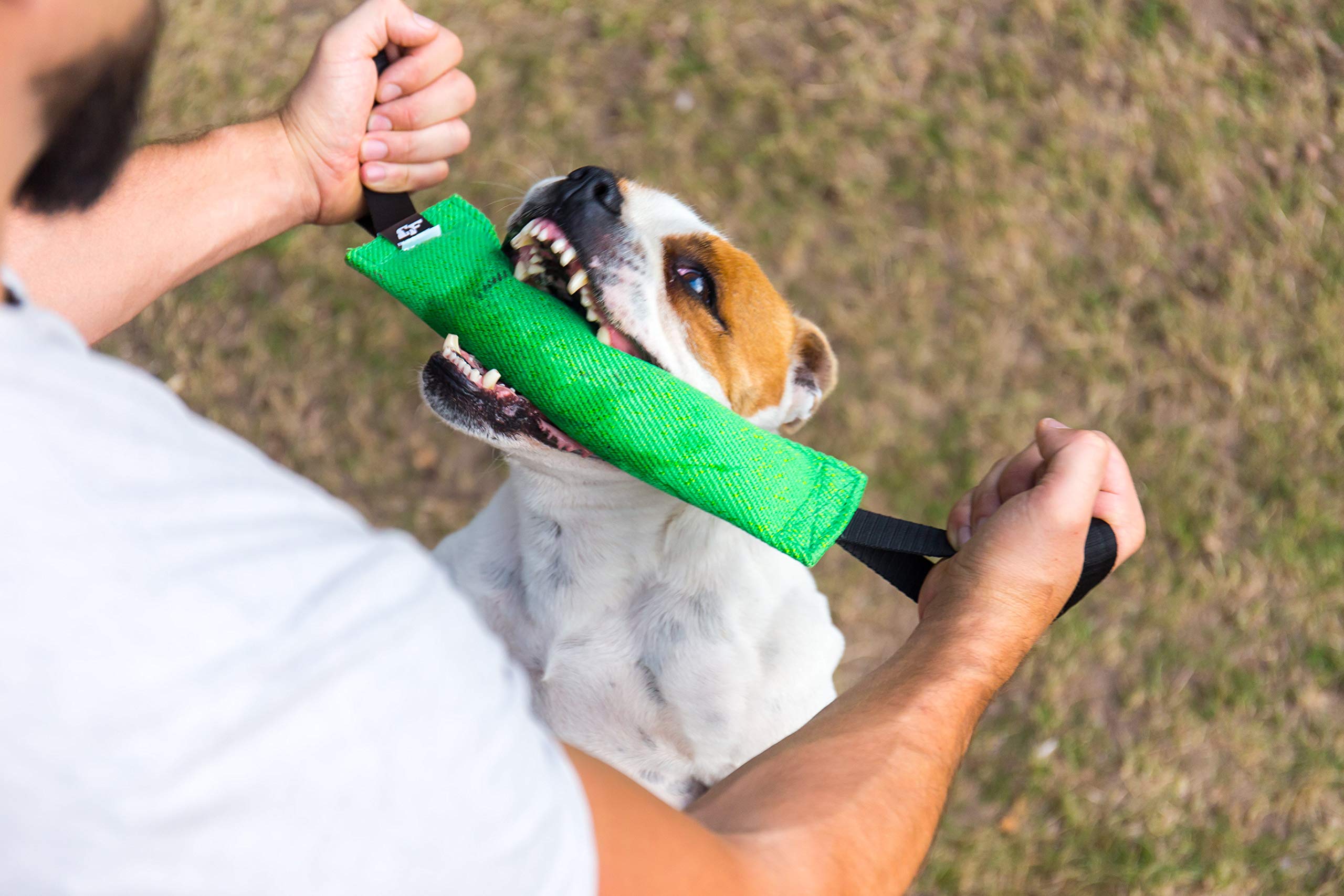 Bull Fit K9 bite tug toy easy to clean and maintain.