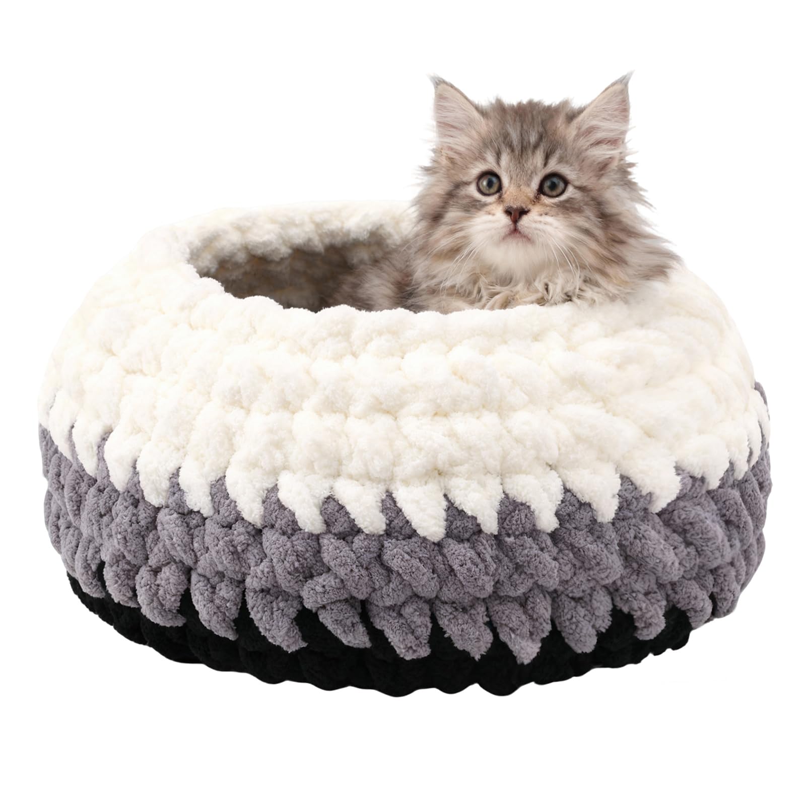 BUMUBI Rondo cat nest handwoven closeup showing plush comfort for cozy naps