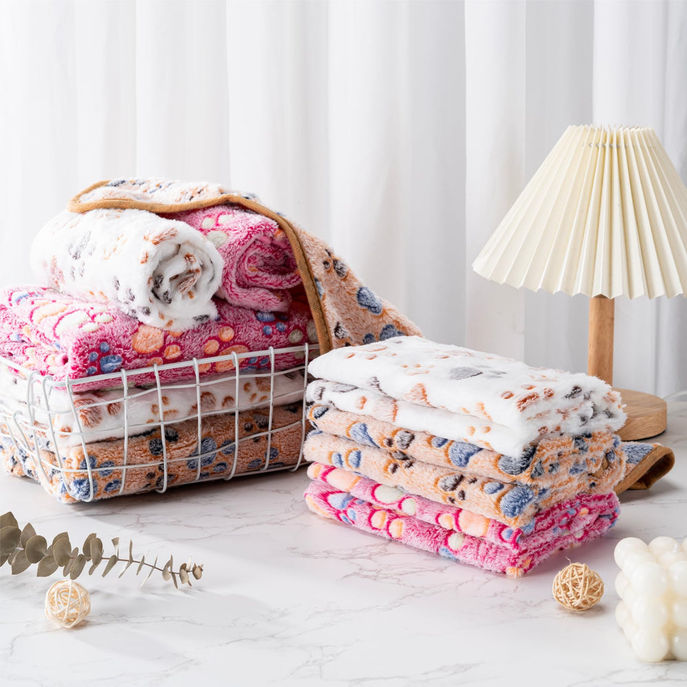 CADONO machine-washable blanket closeup communicates easy care for busy pet owners