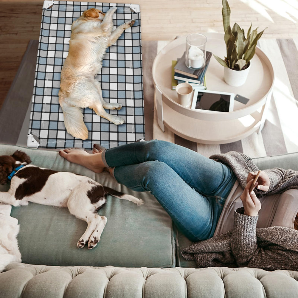 Caghash stainless-steel frame ensures durable support for large pets.