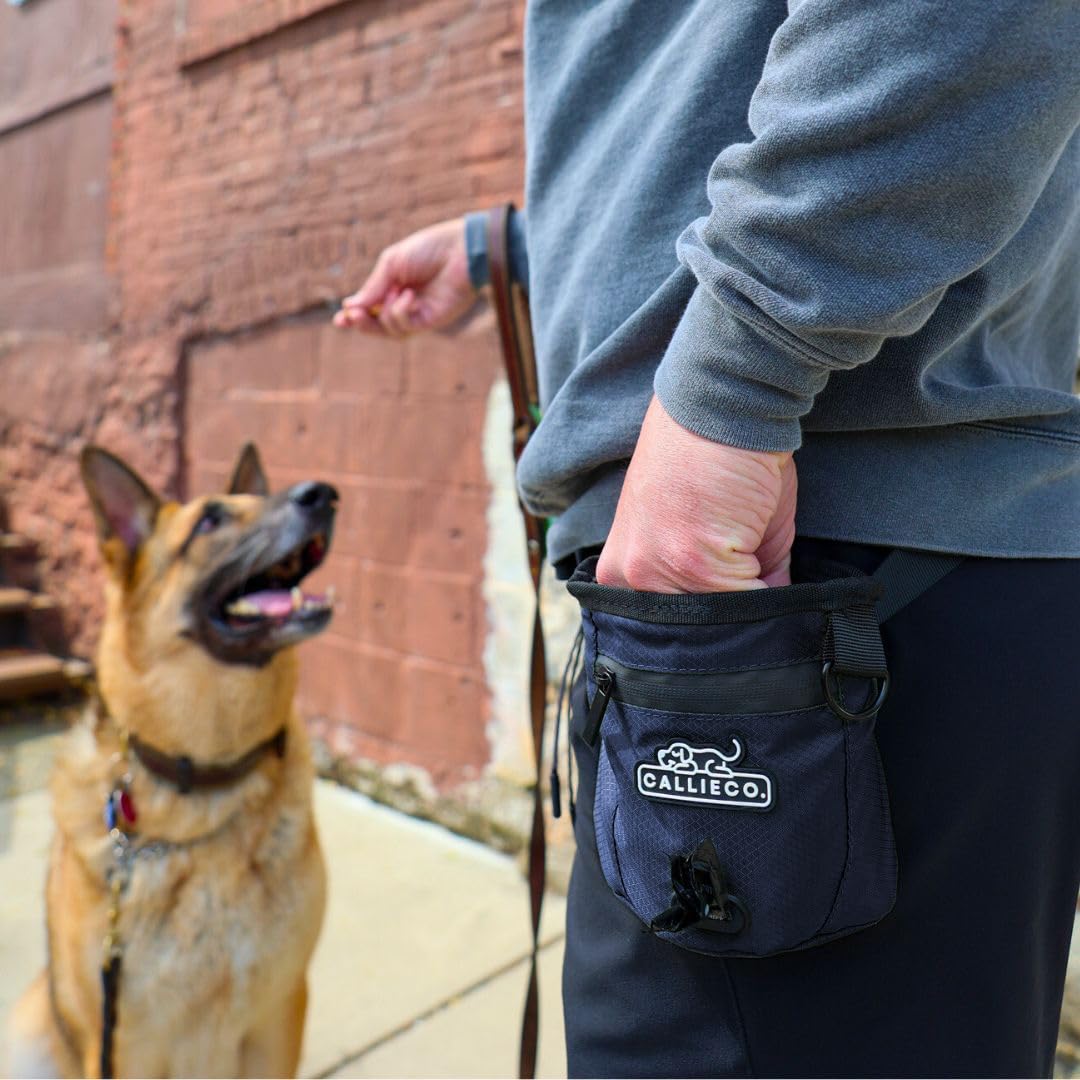 Callieco mini dog treat pouch with zipper closure keeps treats secure on the go