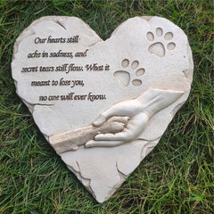 Carchistan Paw Prints and Hand Motif memorial showing compassionate tribute