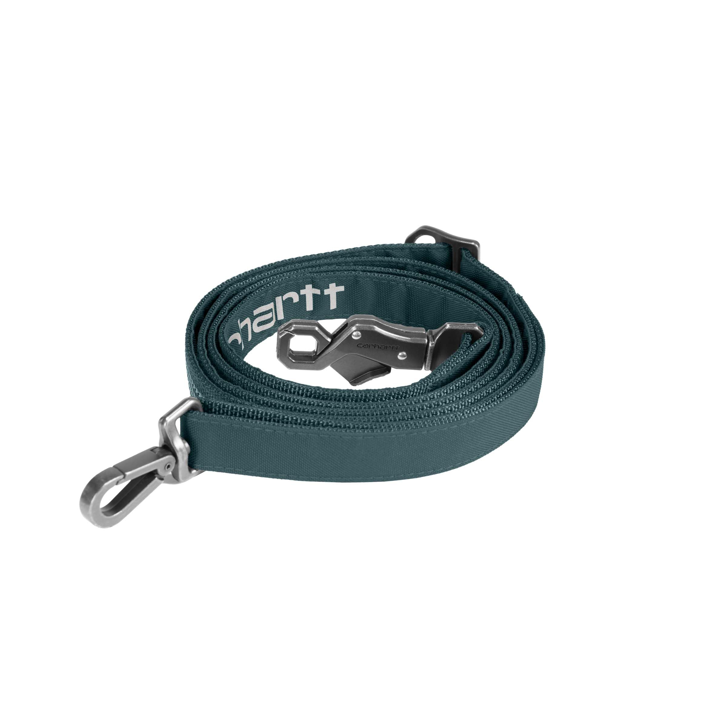 Carhartt Field Dog Leash with 600-denier fabric resists wear and odors