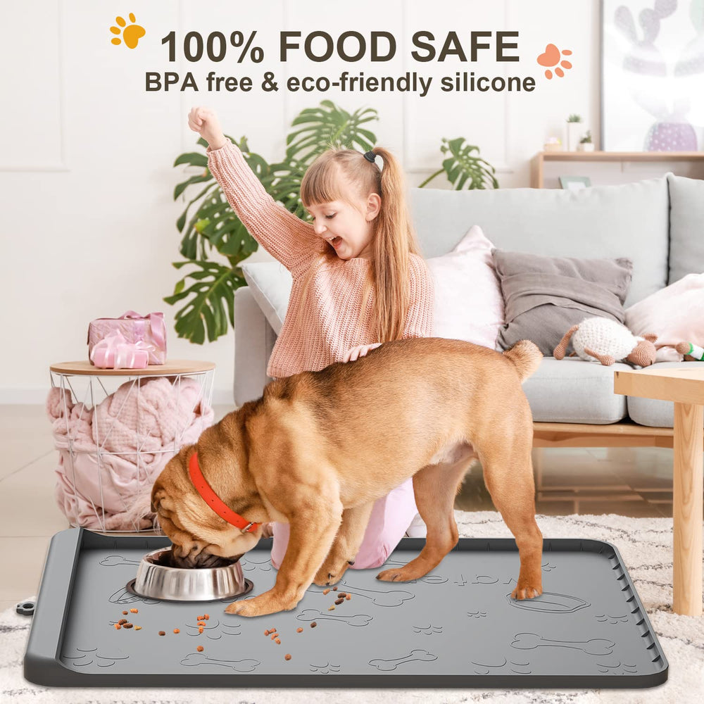 Carry360 dog food mat hang-hole gray dries quickly after washing.