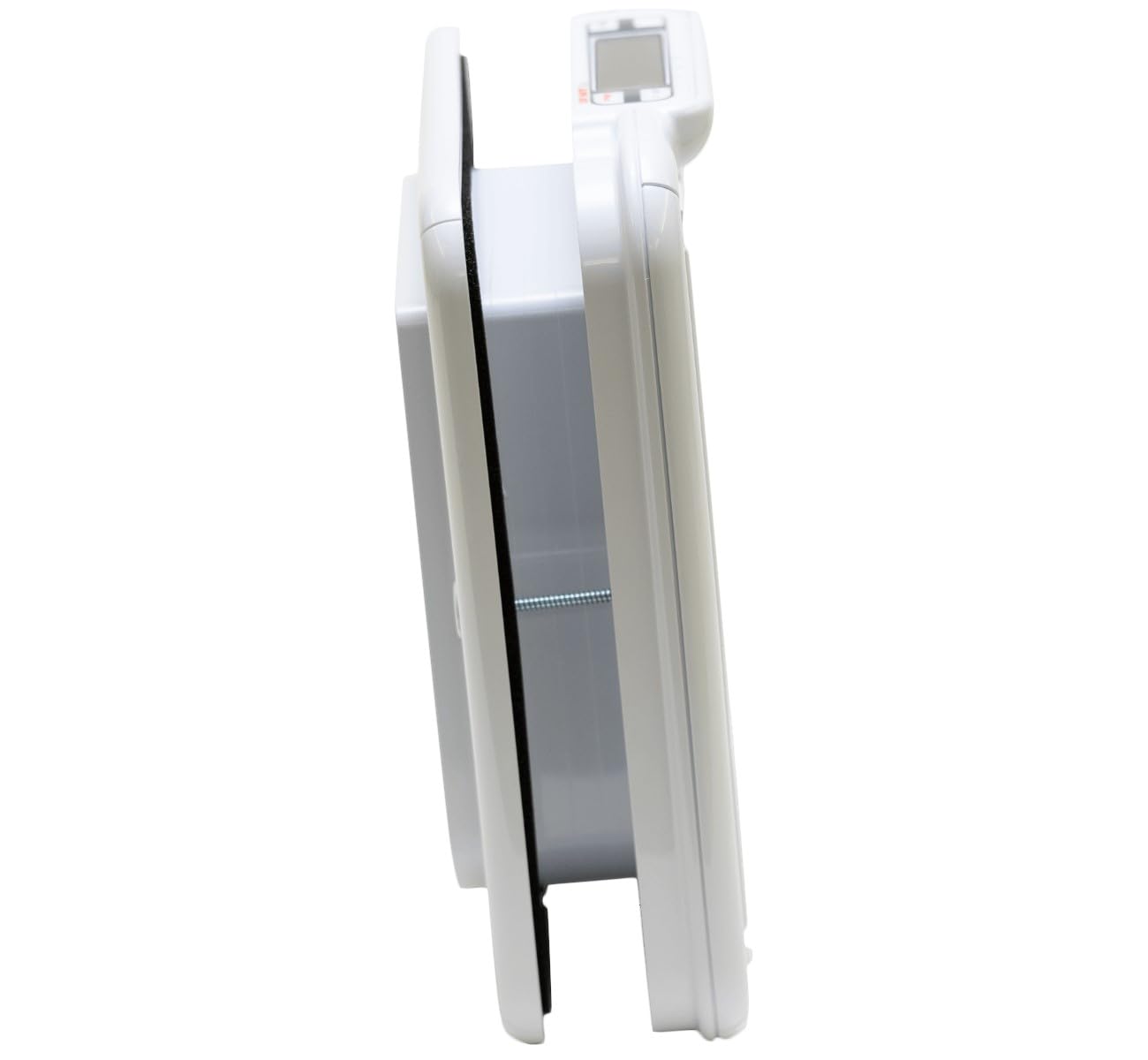 Cat Mate Elite ID Disc Flap magnetic closure improves insulation