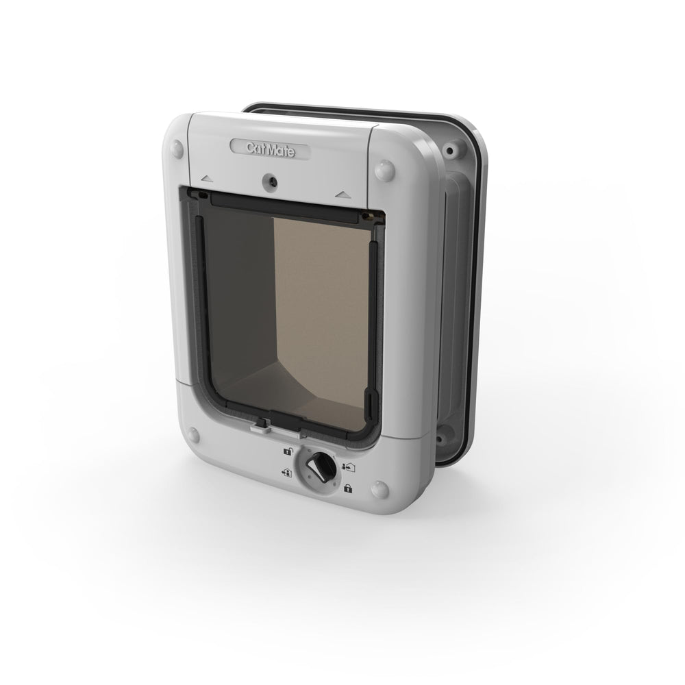 Cat Mate microchip flap four-way lock option demonstrates versatile access choices