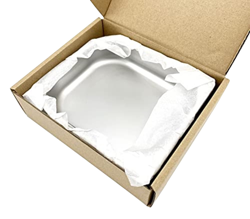 Cat Mate inserts with smooth edges for easy cleaning.