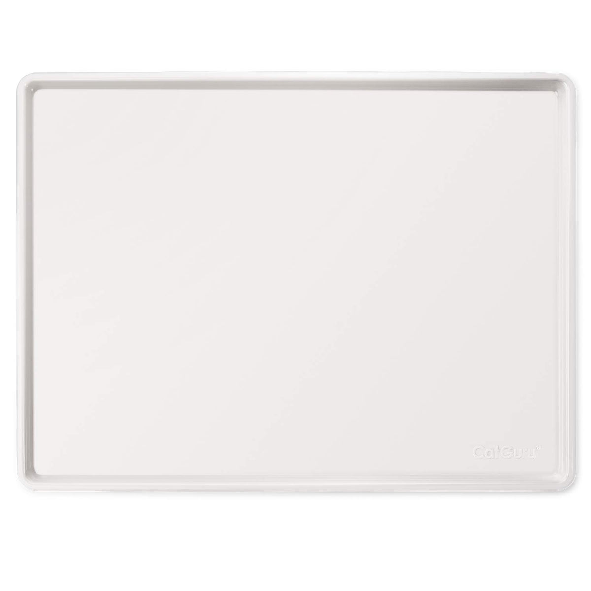 CatGuru Cat Food Mat hard tray marshmallow provides spill containment and easy cleaning.