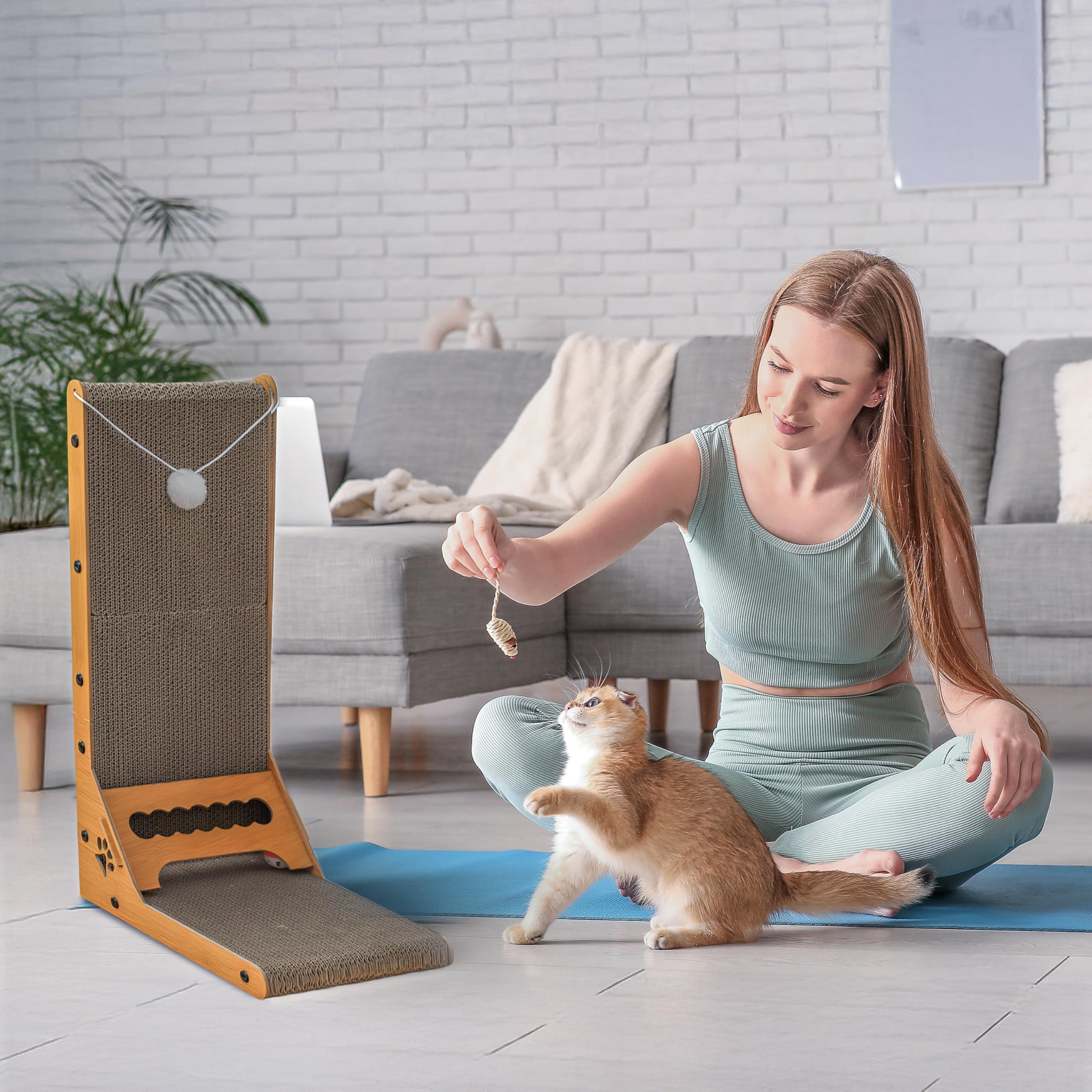 Cats Cuddles space-saving bamboo-scratcher fits neatly in corners for chic home decor