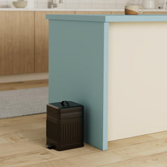 CEROELDA trash can with lid closed demonstrates odor-control and clean look