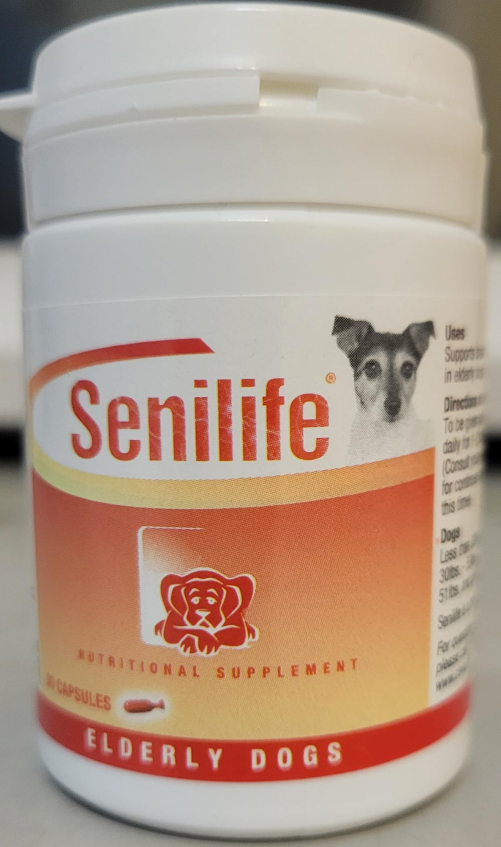 Ceva Senilife capsule closeup highlights convenient supplement form.