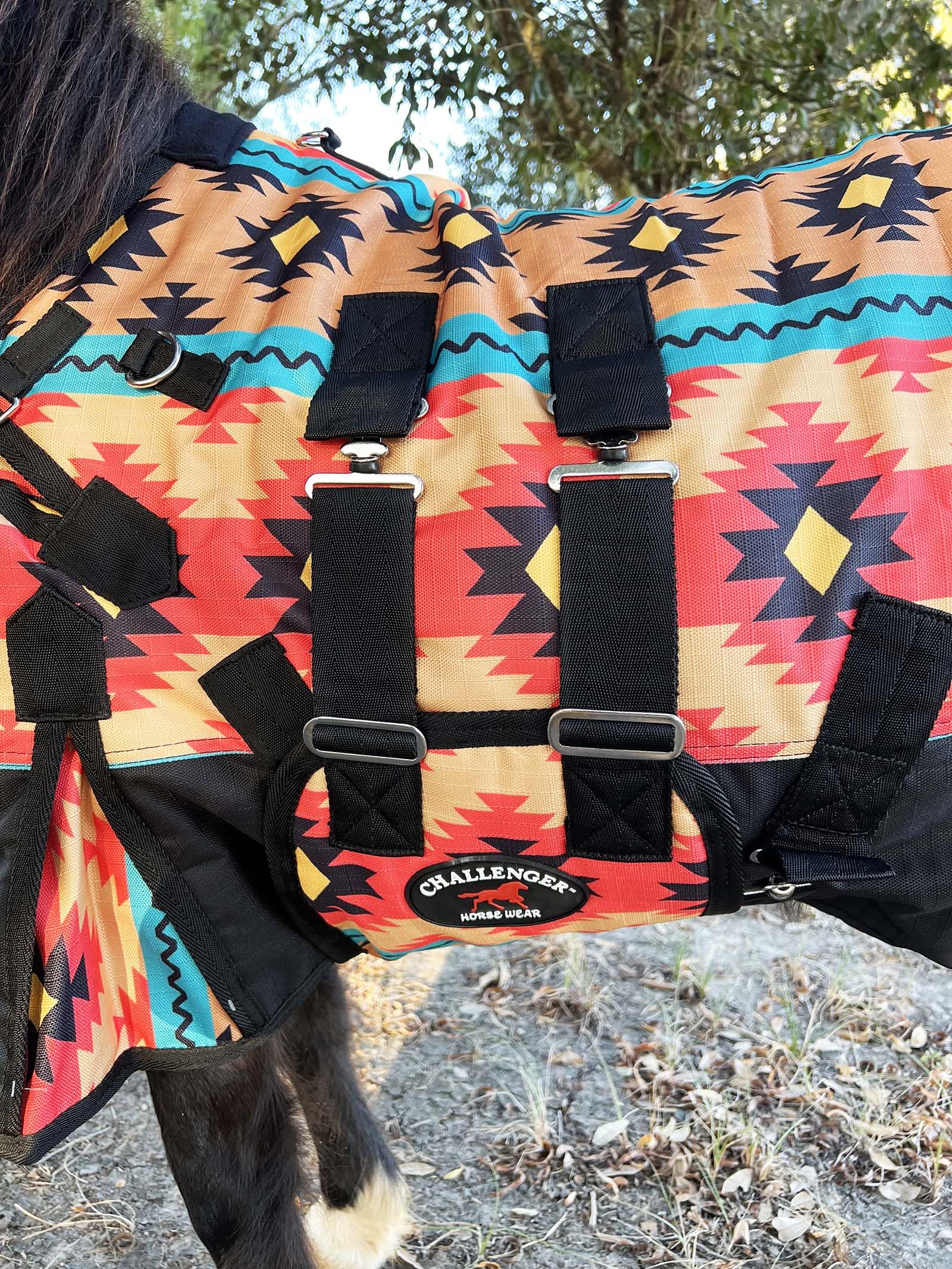 CHALLENGER 1200D outer shell close-up shows rugged ripstop durability and water resistance