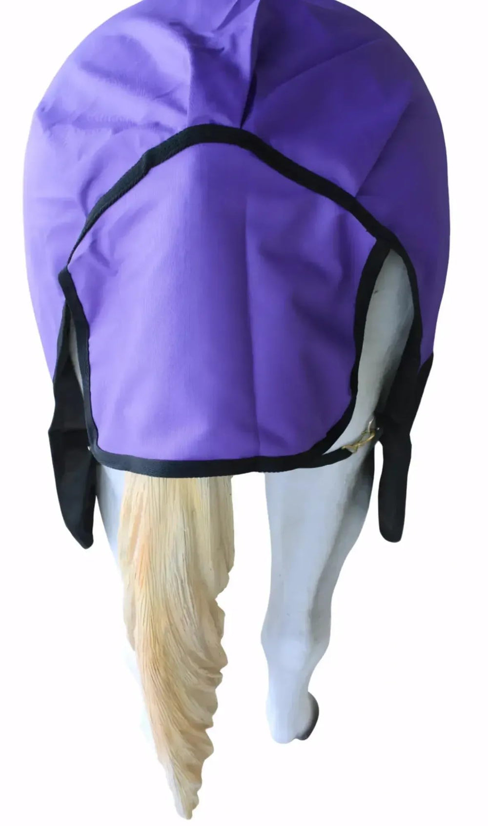CHALLENGER double-buckle front closure demonstrates secure fit during turnout