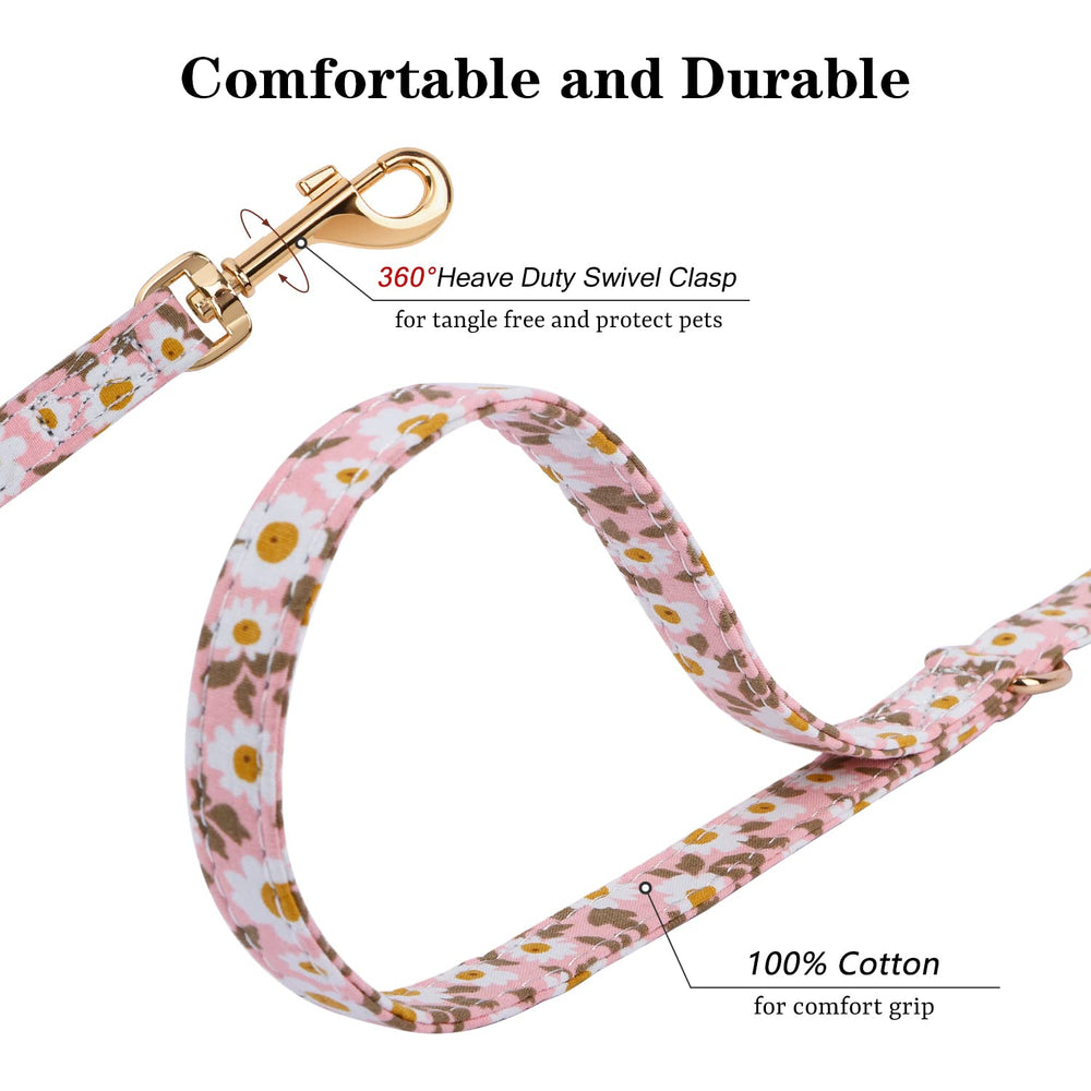 Chede No Pull floral pattern leash 360-rotating-clasp prevents tangles during jogs.