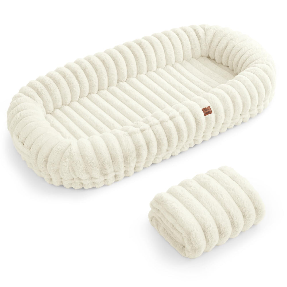 ChiXnuggle Washable Cover allows easy cleaning and care.