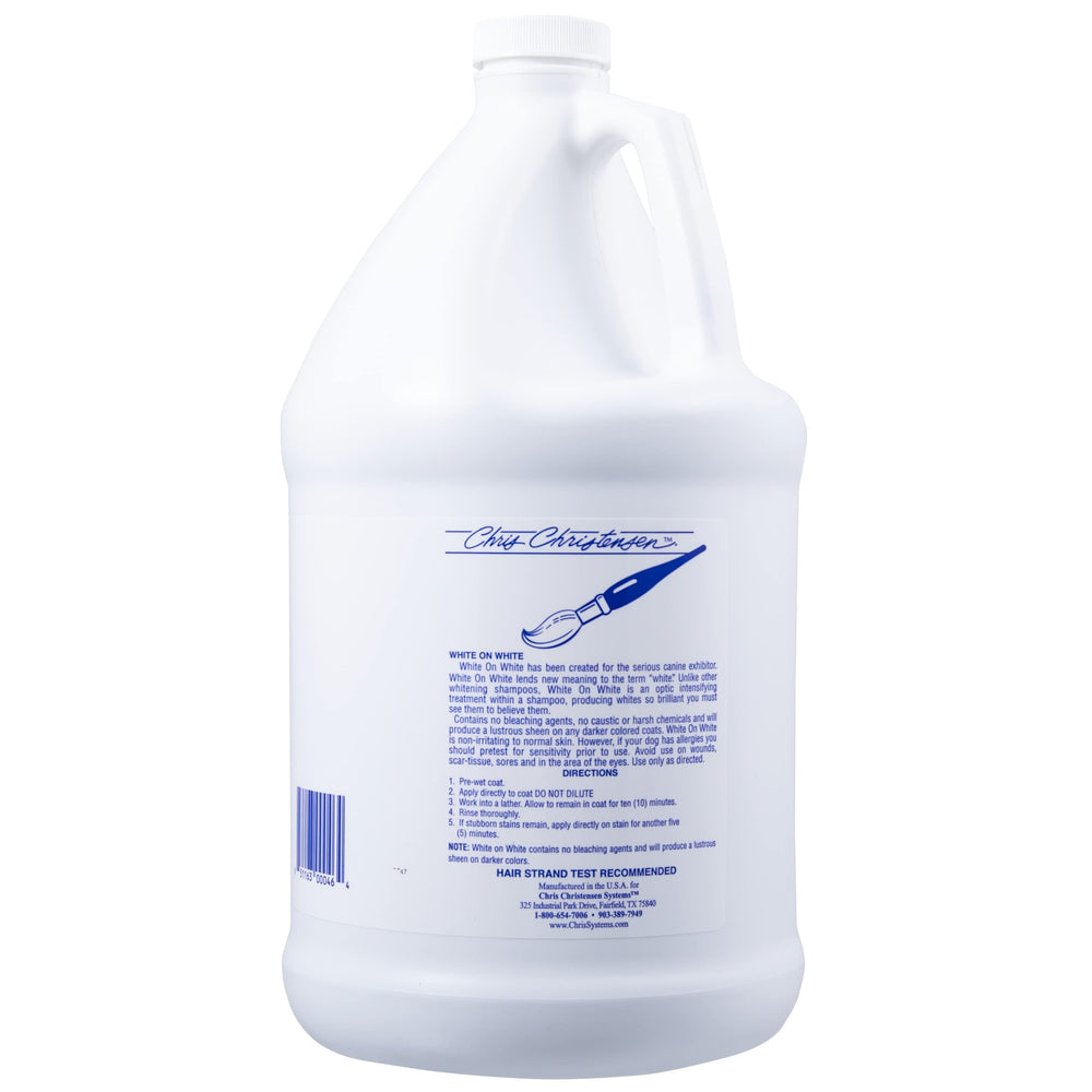 No stain on hands or towels from White on White shampoo