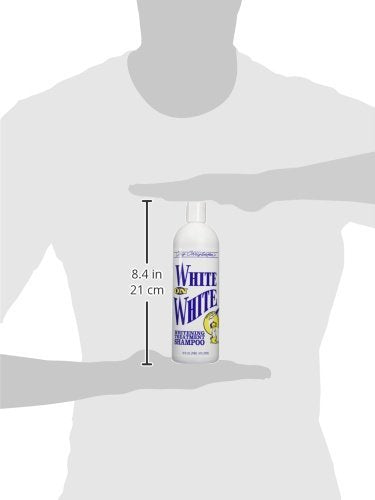 Chris Christensen White on White shampoo coat-brightening close-up, enhancing white and dark colors.