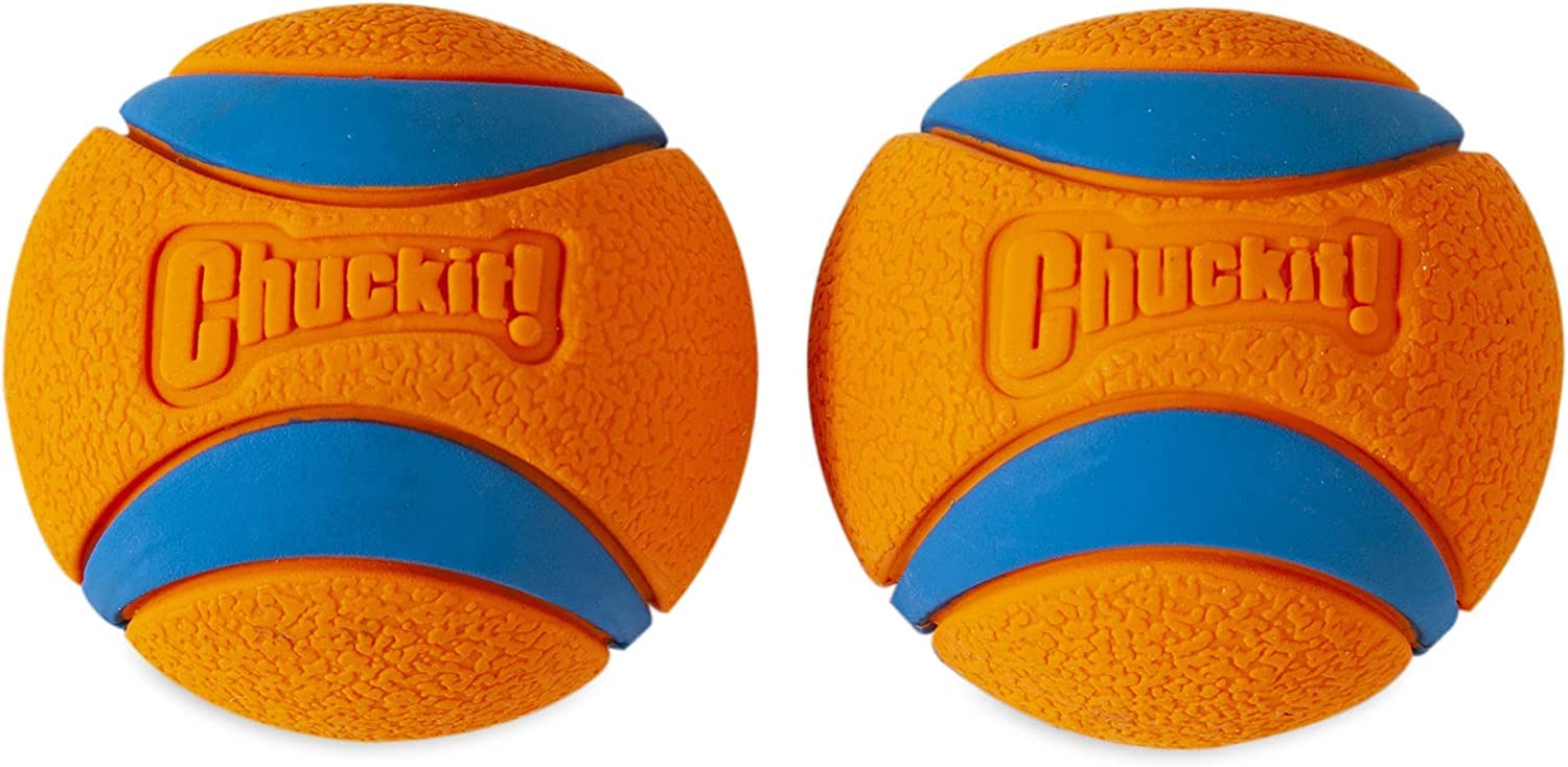 Chuckit! Ultra Ball high-bounce action boosts longer throws.