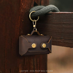 CHULEAG leather dispenser closeup shows brass clip and durable construction