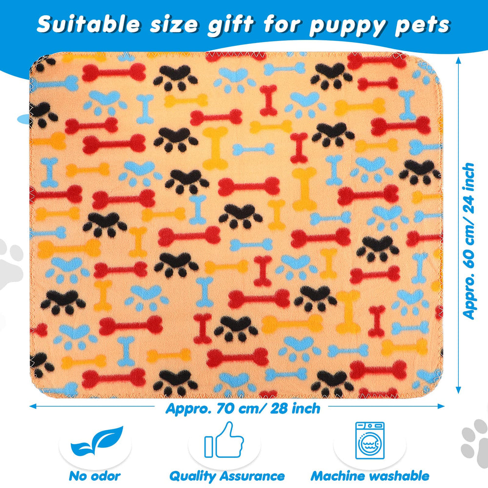 Chumia paw-print styles blanket adds cute pattern and warmth