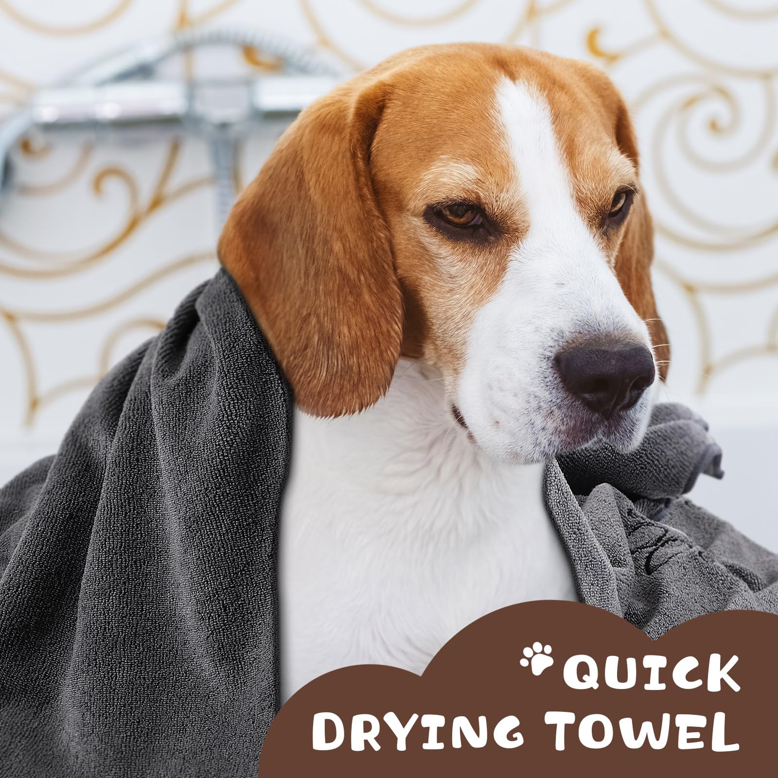 Chumia dog towel car-use image shows towel ready for road-drying after outings.