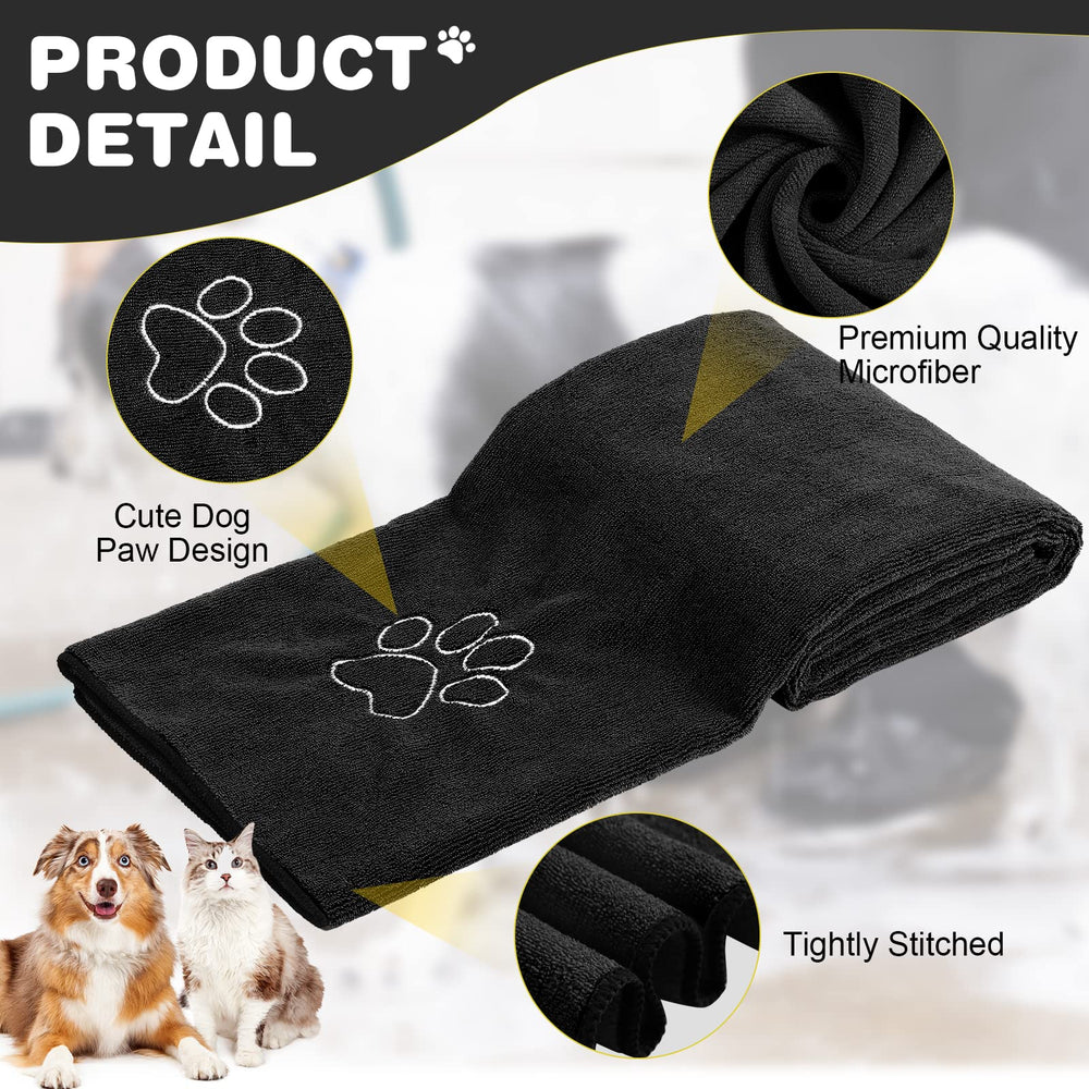 Chumia microfiber dog towel shows soft, highly absorbent surface.