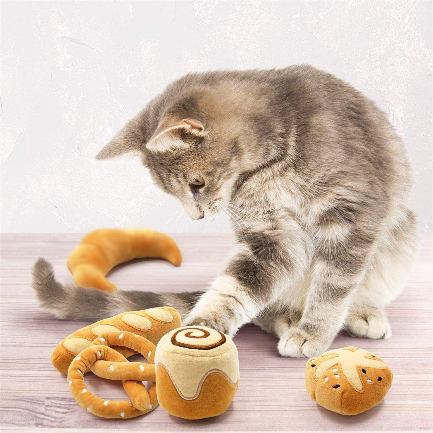 CiyvoLyeen bread toast toy soft fabric for gentle chew and tug games