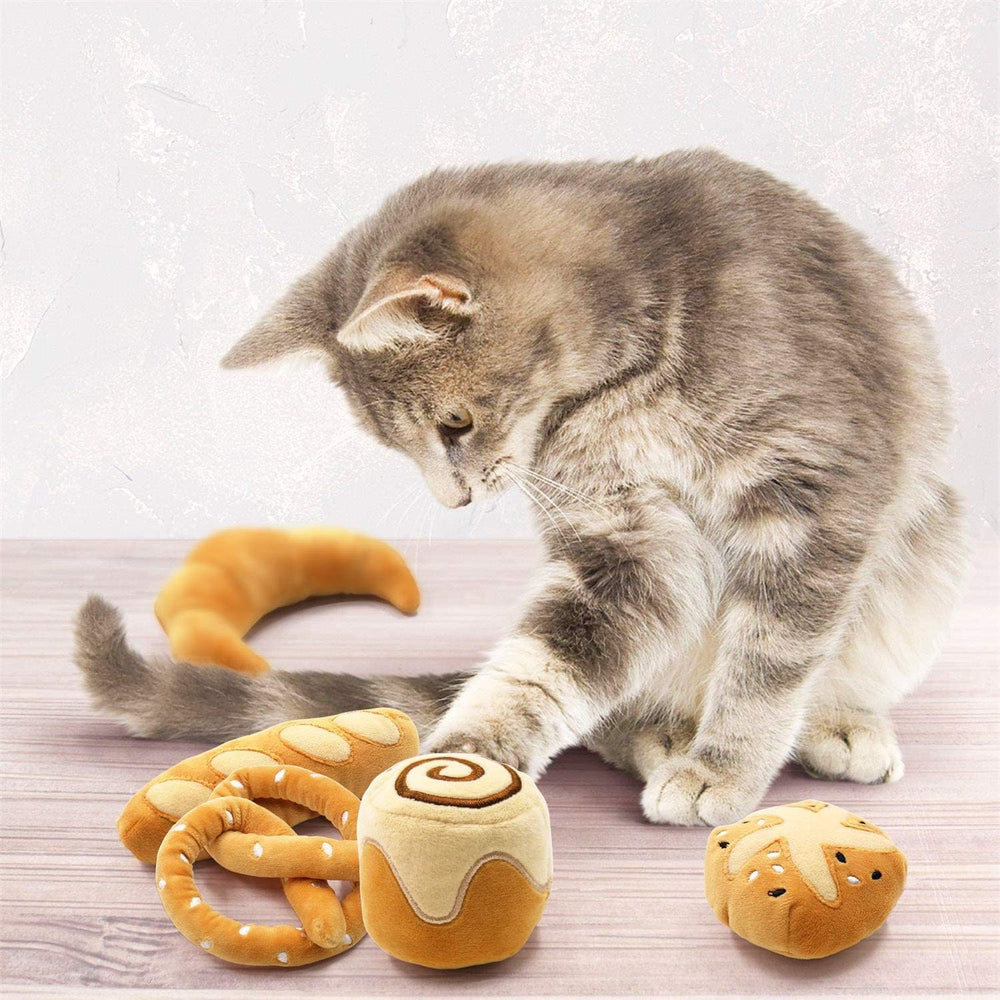 CiyvoLyeen bread toast toy soft fabric for gentle chew and tug games