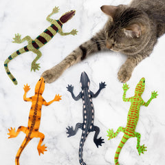 CiyvoLyeen lizard catnip toy red plush invites interactive play and hunting instinct activation.