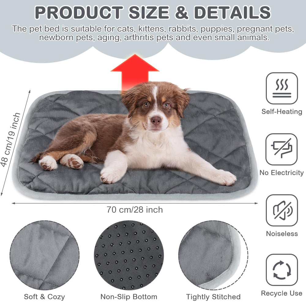 Clysee self-heating pad microfleece closeup reveals soft surface for snuggling warmth.