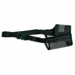 Coastal Best Fit Muzzle Open Front Black 3in lets dogs pant naturally during walks.
