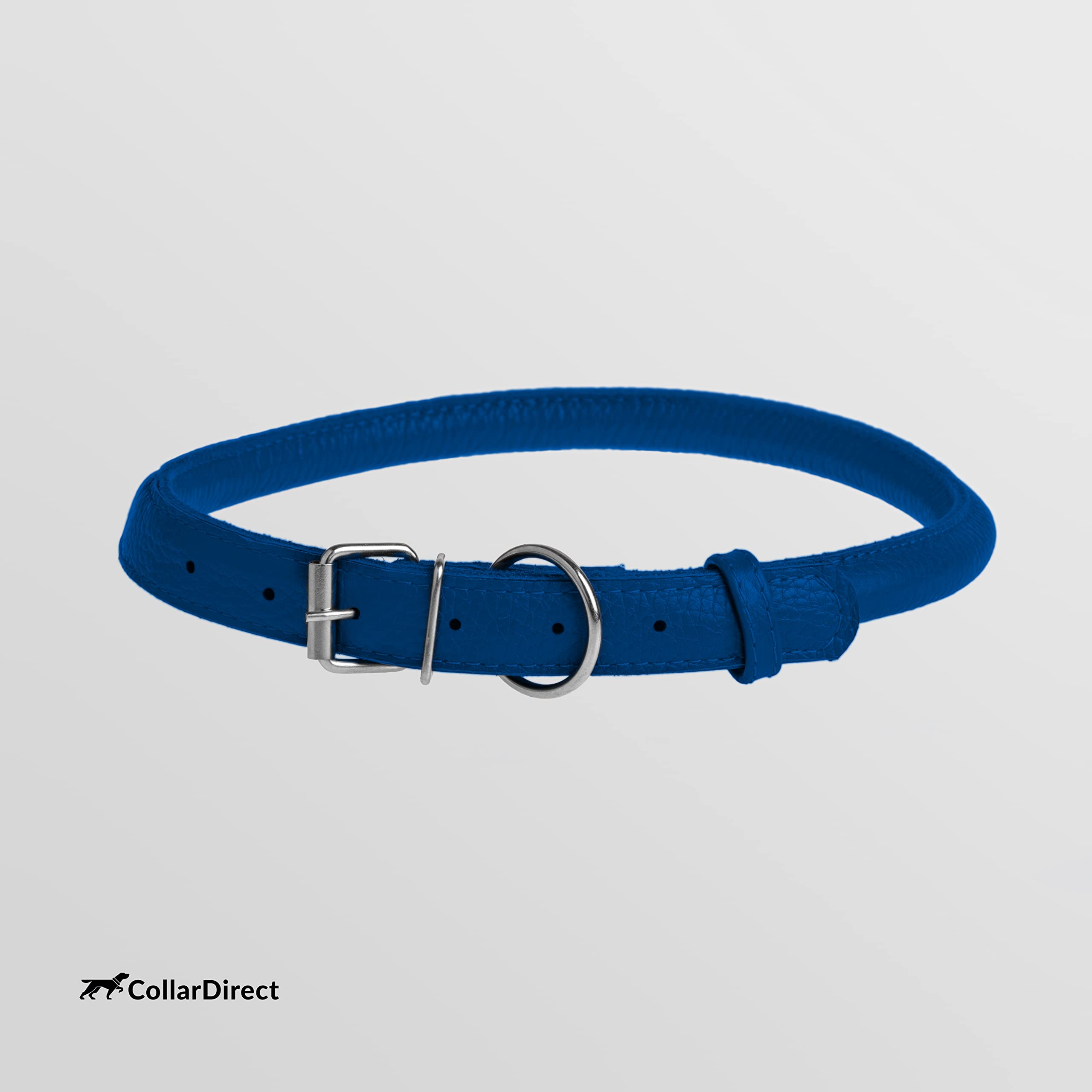 CollarDirect leather collar with mud wipe-clean feature demonstrated after outdoor activity