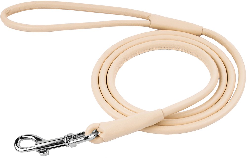 CollarDirect soft cowhide leather leash closeup shows durability and comfort.